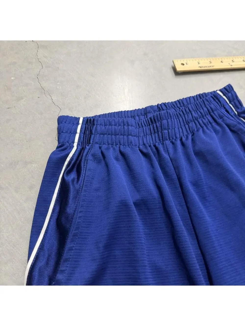 Y2K Men's Colosseum Athletic Blue Baggy Sweatshorts Sized Small